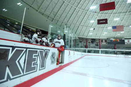 Women's Hockey Resumes ECAC Play at Union and RPI Image