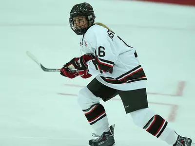 Women's Hockey Skates to Tie with Union in OT, 3-3 Image
