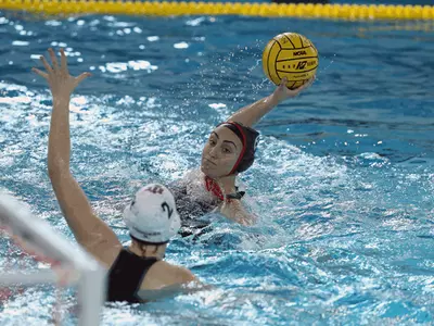Women's Water Polo Beats Iona, 10-9, Falls to Wagner, 16-8 Image