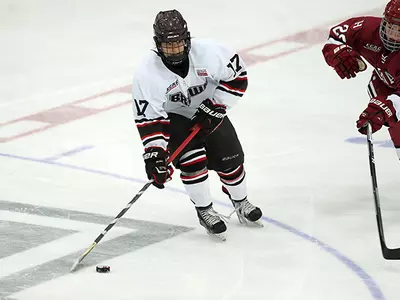 Yang Scores in Women's Hockey's 7-1 Setback to No. 4 Harvard Image