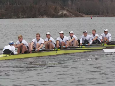 Men's Crew Falls to Defending National Champion Washington Image