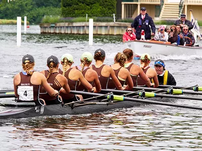 Women's Crew Set for Semis, Finals after HWR 2015 Day 2 Image