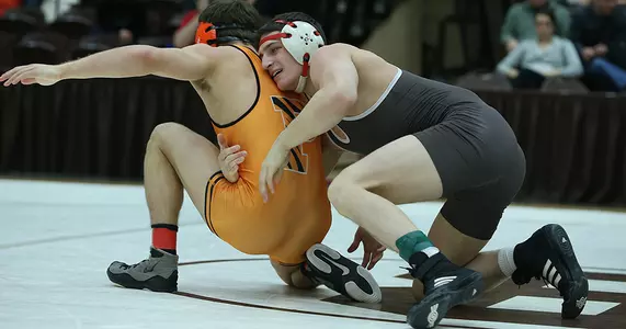 Wrestling Takes Eight of 10 Bouts to Upend F&M, 29-8 Image