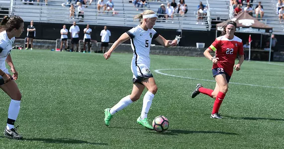 Women's Soccer Hosts Harvard on Saturday in Key Ivy Clash Image