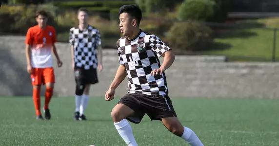 Chow's Penalty Kick Sends Men's Soccer Past Cornell, 1-0 Image