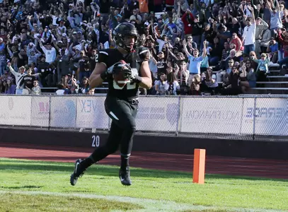 Rosenblatt's 52-Yard Field Goal, Doles Two Touchdowns Fuel Brown's 24-21 Win Over Dartmouth Image
