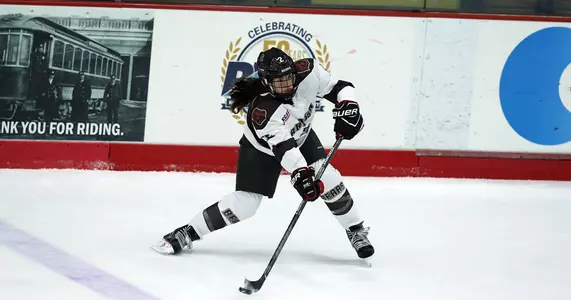 Women's Hockey Defeated by Merrimack, 5-2 Image