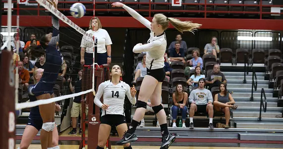 Smith, Stillwell Propel Volleyball Past Penn, 3-1 Image
