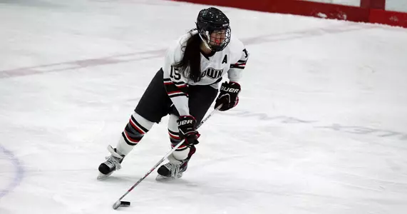 Women's Hockey Defeated 3-0 at St. Lawrence Image