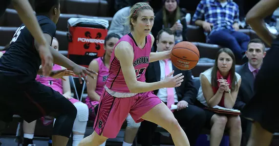 Women's Basketball Rally Comes up Short at Harvard, 92-79 Image