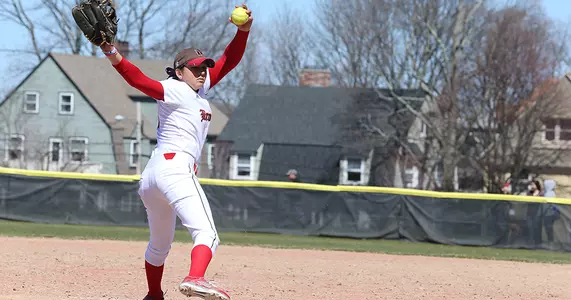 Softball Walks Off with 2-1 Win over CCSU in Eight Innings Image