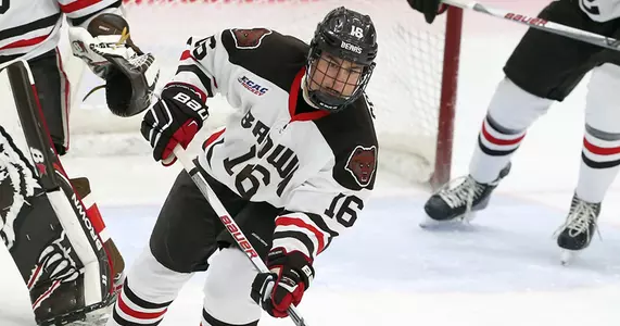 Men's Hockey Edged at RPI, 3-2, in Game One of ECAC First Round Image