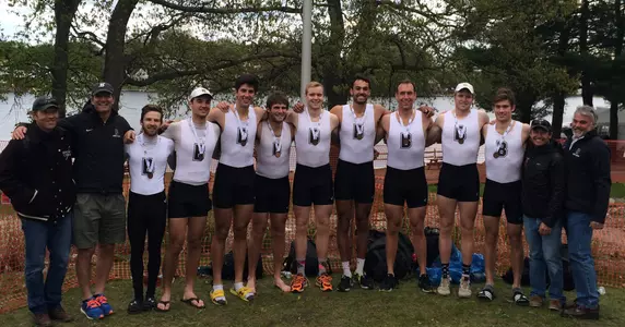 Men's Crew Finishes Third in Team Points at Sprints, Varsity and 3V Earn Bronze Medals Image
