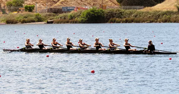 No. 4 Women's Crew Collects Five All-Region, Nine Scholar-Athletes from CRCA Image