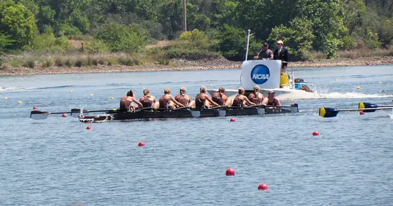 Women's Crew Places Sixth in Team Standings at 2016 NCAA Championships Image