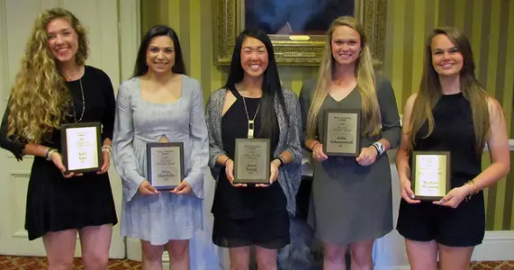Softball Presents Team Awards at Annual Year-End Banquet Image