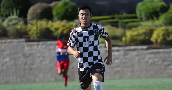 Chow Powers Brown Men's Soccer Past URI, 2-1, in Overtime Image