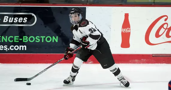 Women's Hockey Falls at No. 5/5 St. Lawrence, 7-2 Image