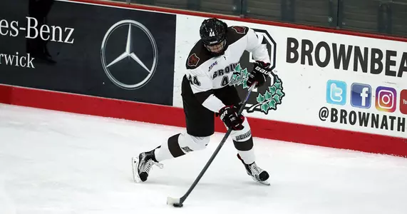 Women's Hockey's Four First-Period Goals Lead to a 4-3 Win at Union Image