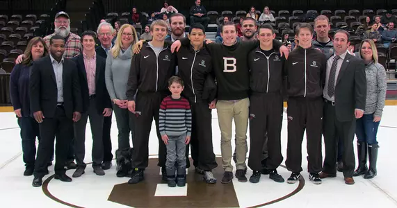 Wrestling Defeats Sacred Heart in Home Finale on Senior Day, 29-13 Image