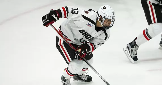 Beaudoin Scores Twice in Men's Hockey's Setback to Dartmouth, 5-4 Image