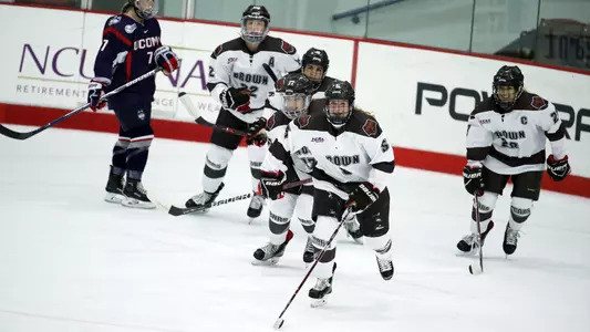 Celeb Bwh102318-0289