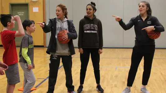 wbb wolf school visit 011119 01_1920x1080
