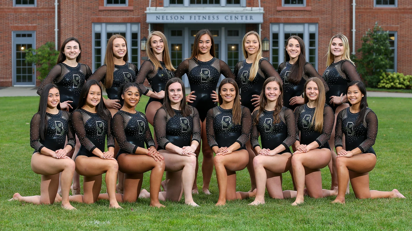 2019-20 gymnastics team photo_web