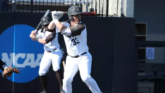 deere-Bb032719-090-1920x1080