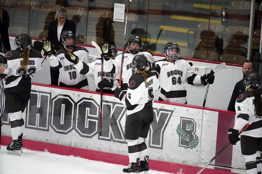 Women's Hockey_Bench celebration