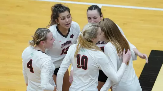 volleyball huddle