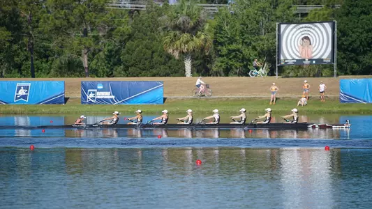 Women's Crew 1V8 2021 NCAA's