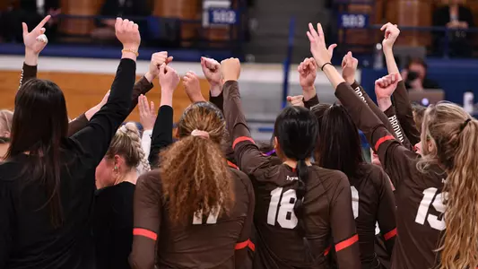 volleyball huddle