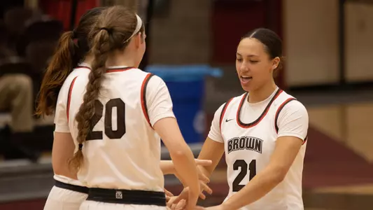 women's basketball huddle mitchell