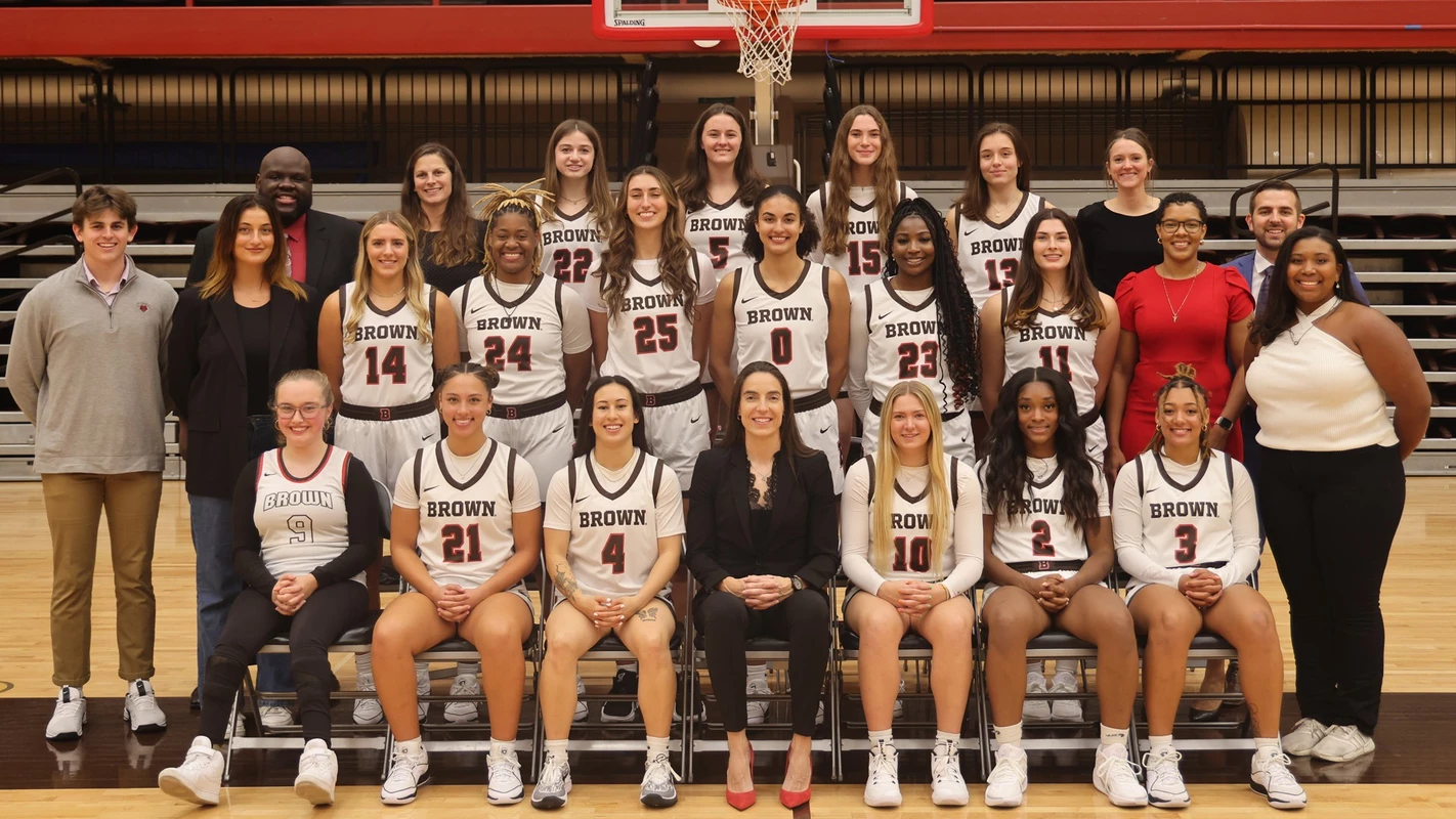 2023-24 Women's Basketball Team Photo