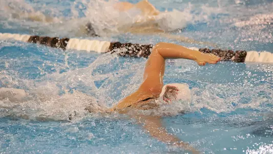 Women's Swim Reacp