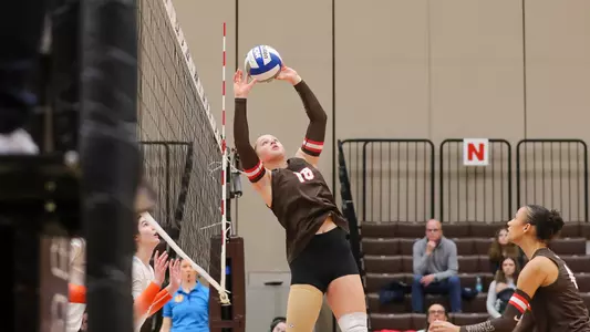Julia Kakkis Rookie of the Week