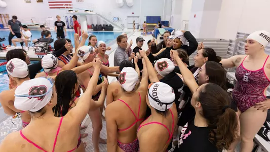 Women's swim preview