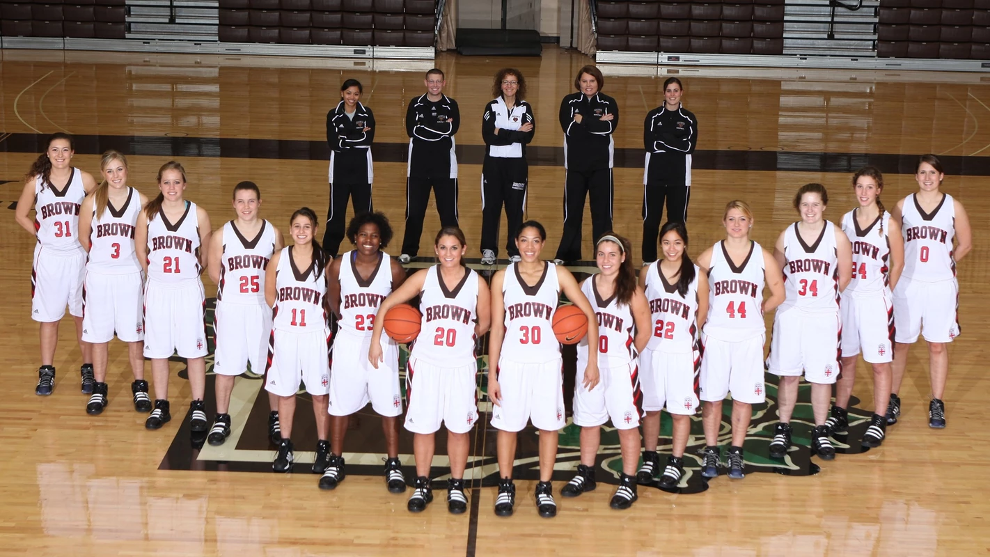2010-11 WBB Team Photo