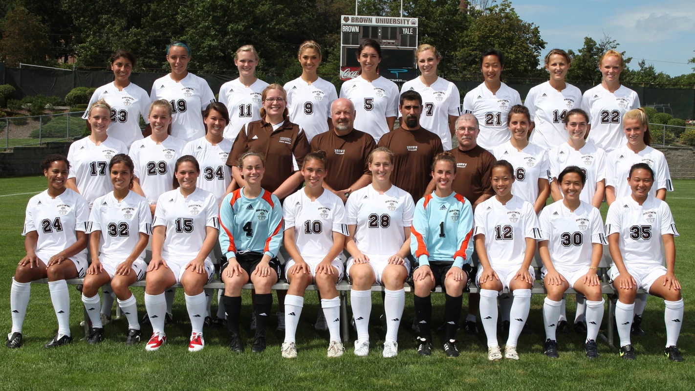 2009 Women's Soccer Team Photo