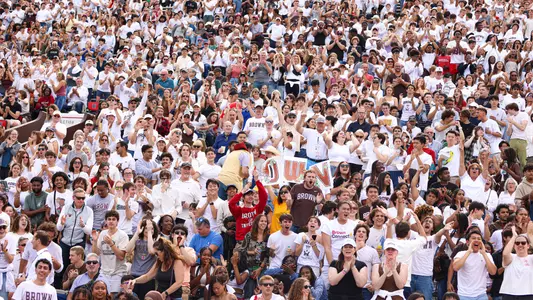 Crowd cheering vs Harvard-2024