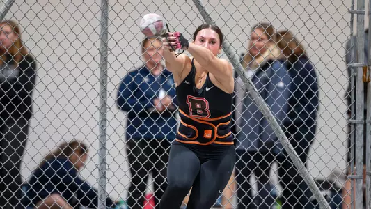 Giana Decesare weight throw