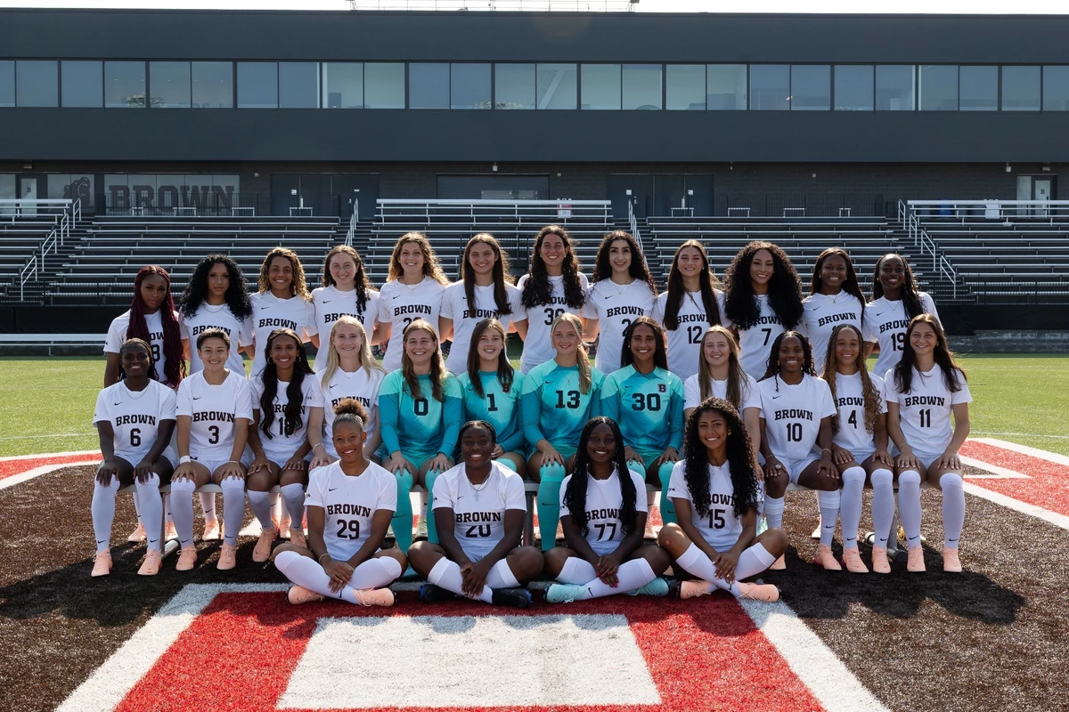Women's Soccer Team Photo 2025