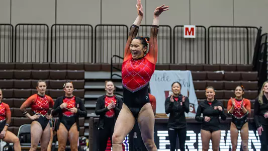 Sophia Dewar on Floor-2026