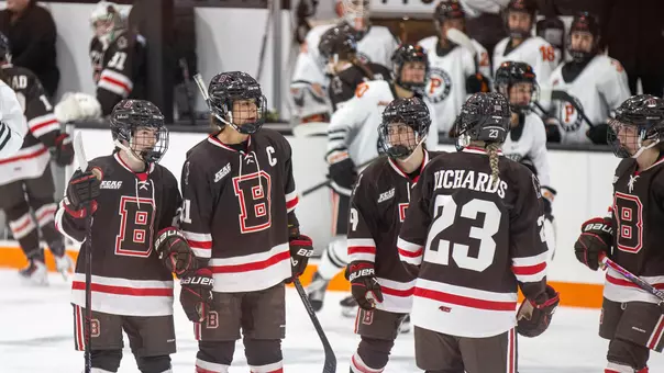 Women's Hockey Huddle Princeton