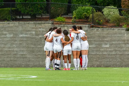Women's Soccer Huddle Shot vs. Dartmouth