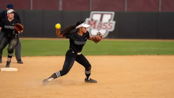 Alyssa Villarde throws the ball from shortstop