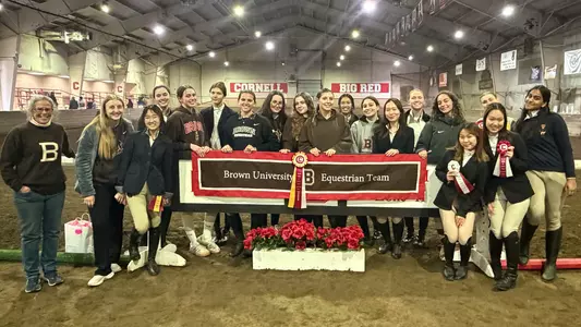 Equestrian team photo at the Ivy Show