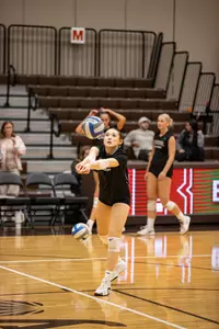 Madeline van Brederode warms up before a match