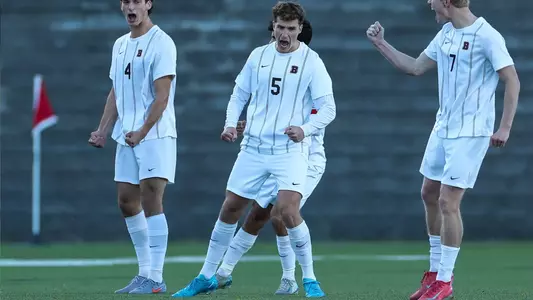 Mathias Hille celebrates